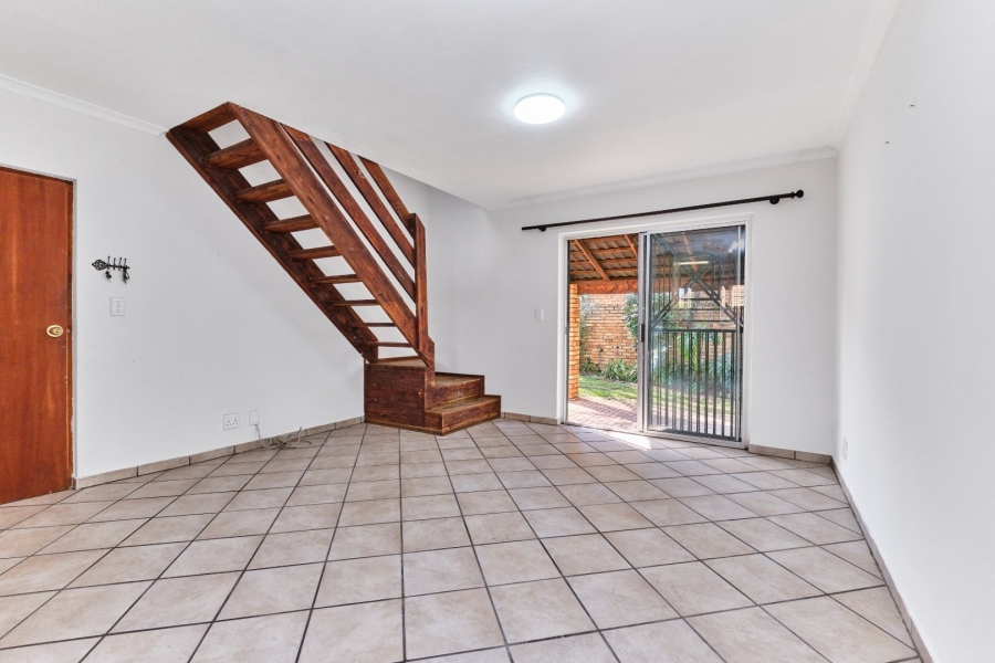 2 Bedroom Property for Sale in Sundowner Gauteng