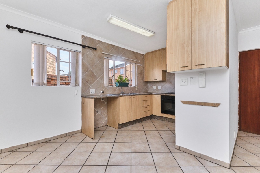 2 Bedroom Property for Sale in Sundowner Gauteng