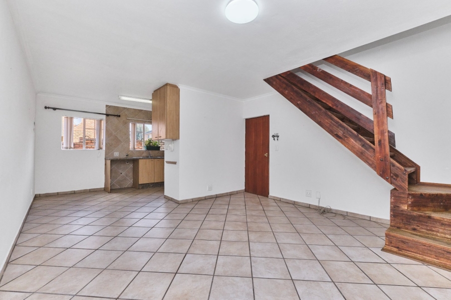 2 Bedroom Property for Sale in Sundowner Gauteng