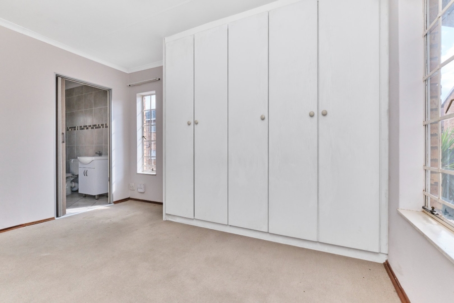 2 Bedroom Property for Sale in Sundowner Gauteng