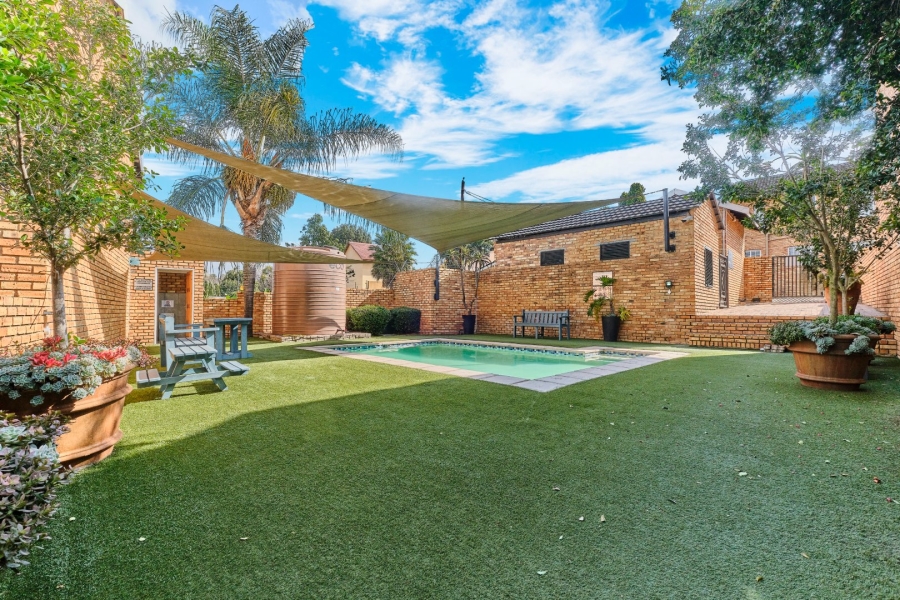 2 Bedroom Property for Sale in Sundowner Gauteng