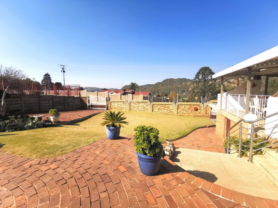 4 Bedroom Property for Sale in Alan Manor Gauteng