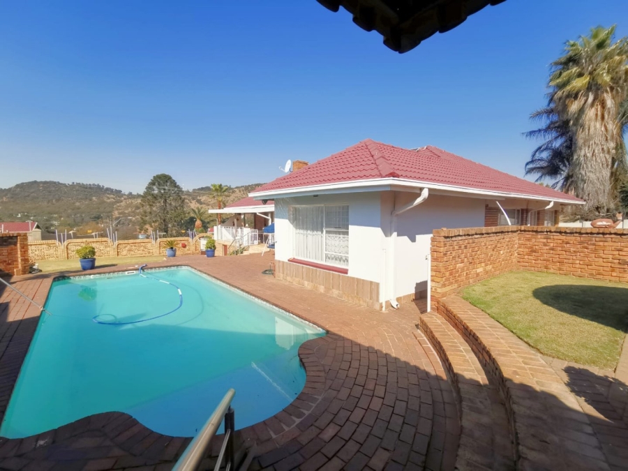 4 Bedroom Property for Sale in Alan Manor Gauteng