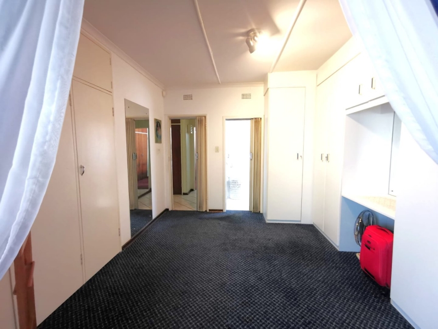 4 Bedroom Property for Sale in Alan Manor Gauteng