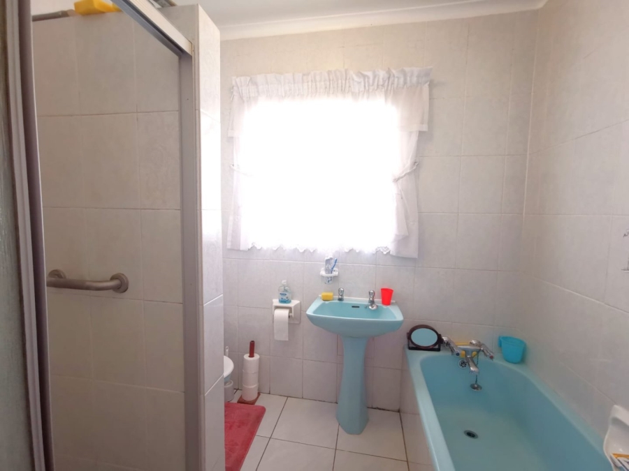 4 Bedroom Property for Sale in Alan Manor Gauteng