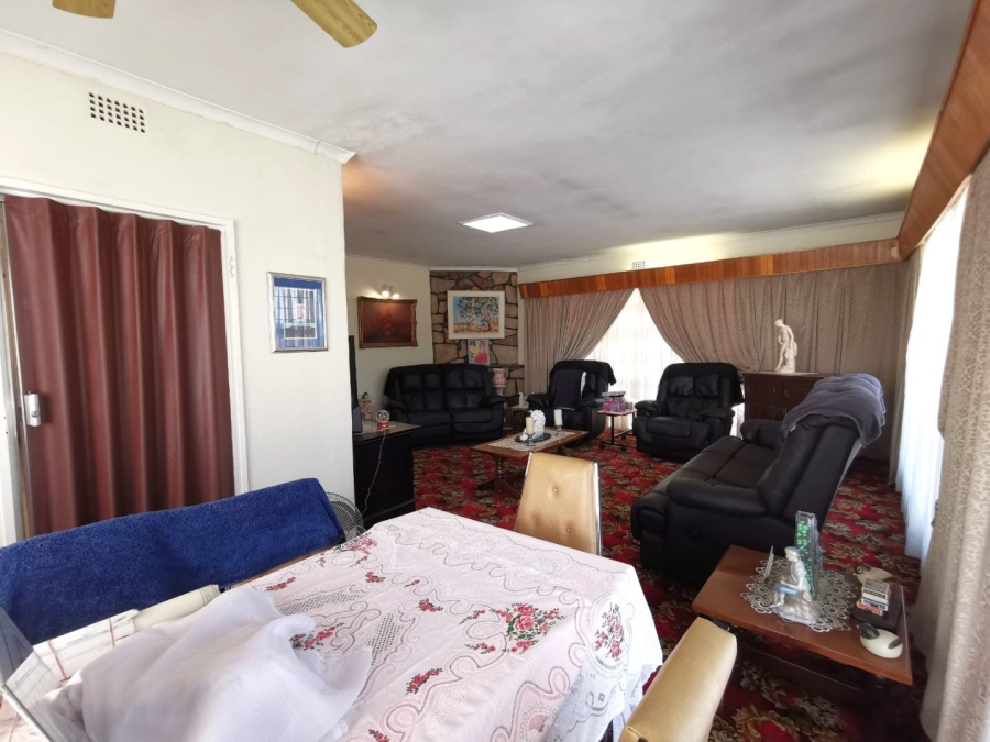 4 Bedroom Property for Sale in Alan Manor Gauteng