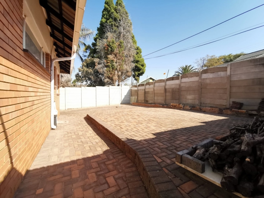 4 Bedroom Property for Sale in Alan Manor Gauteng