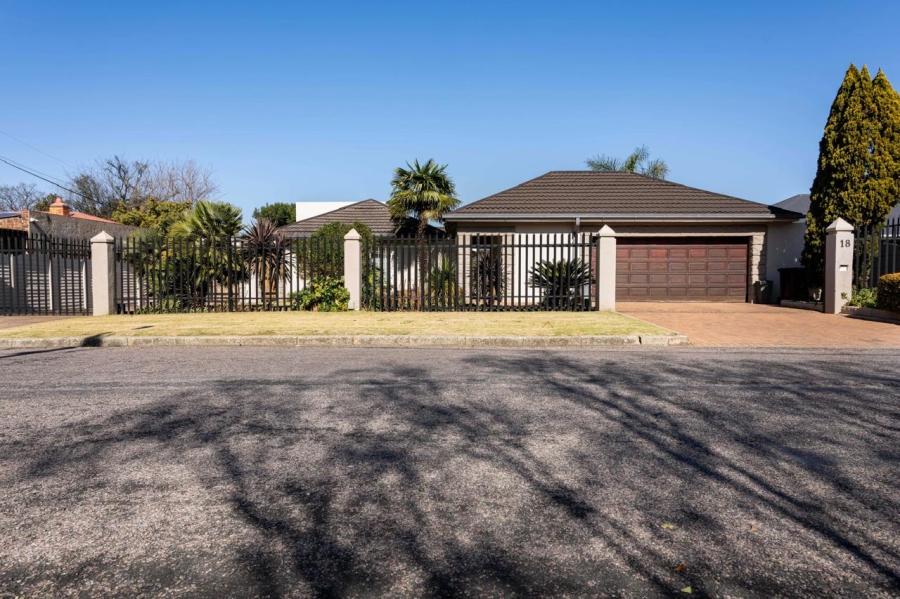 5 Bedroom Property for Sale in Selection Park Gauteng