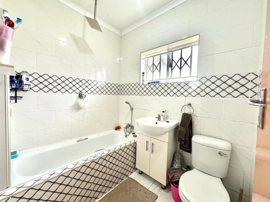 3 Bedroom Property for Sale in Leondale Gauteng