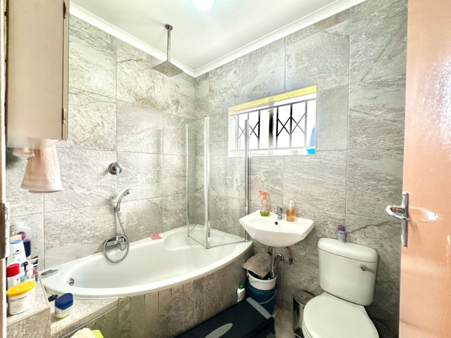 3 Bedroom Property for Sale in Leondale Gauteng