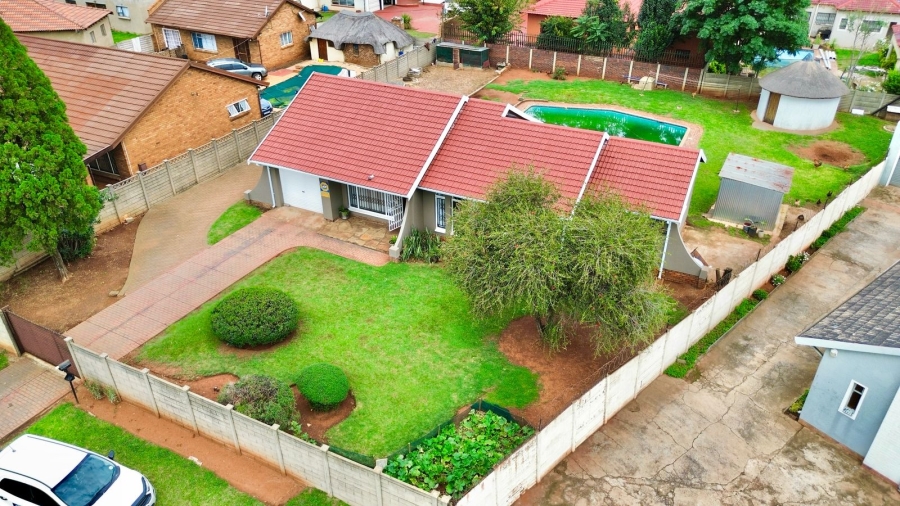 3 Bedroom Property for Sale in Leondale Gauteng