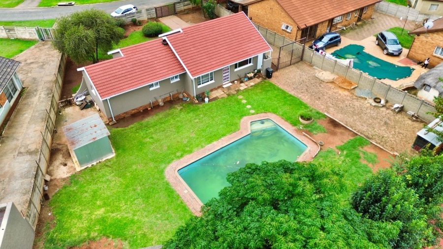 3 Bedroom Property for Sale in Leondale Gauteng