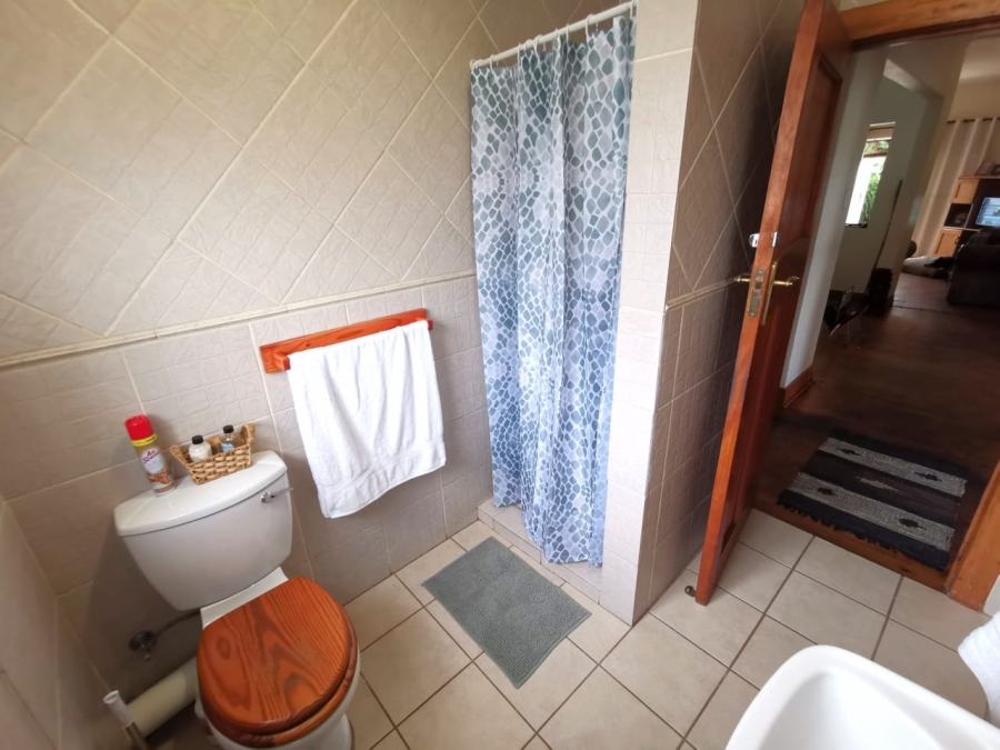 6 Bedroom Property for Sale in The Hill Gauteng