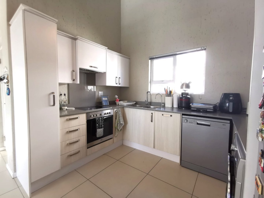 2 Bedroom Property for Sale in Paulshof Gauteng