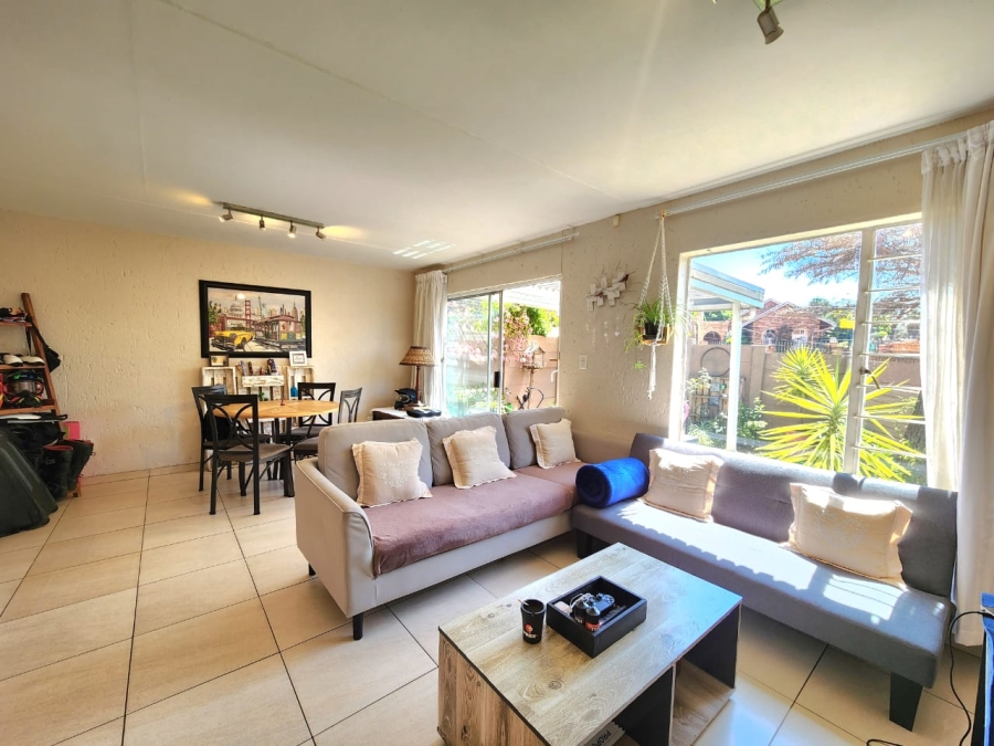 3 Bedroom Property for Sale in Glenvista Gauteng
