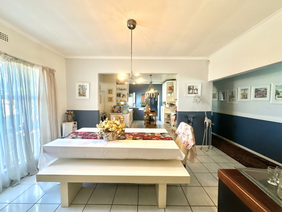 4 Bedroom Property for Sale in Verwoerdpark Gauteng