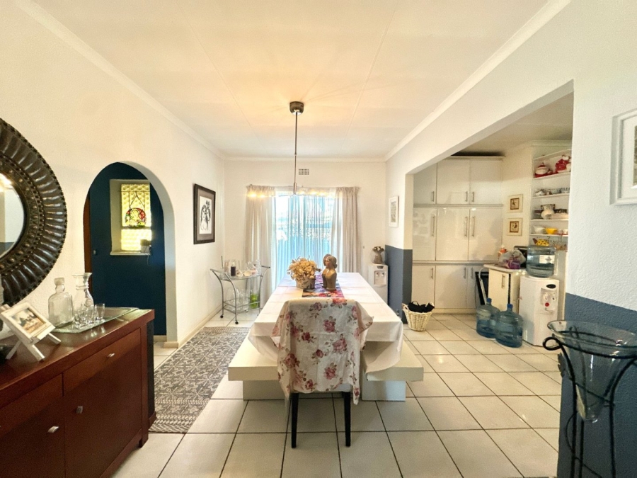 4 Bedroom Property for Sale in Verwoerdpark Gauteng