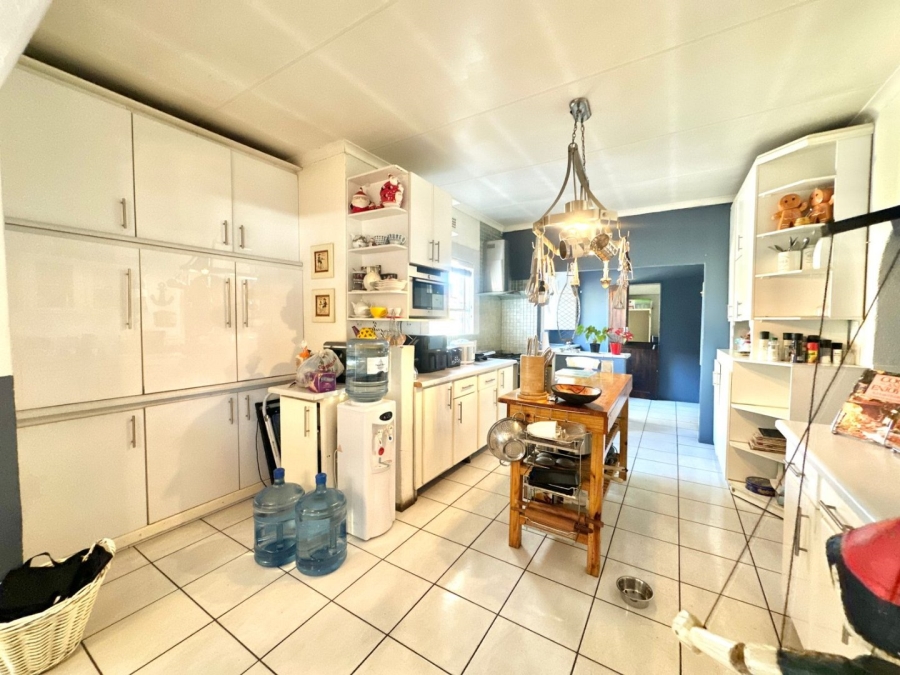 4 Bedroom Property for Sale in Verwoerdpark Gauteng
