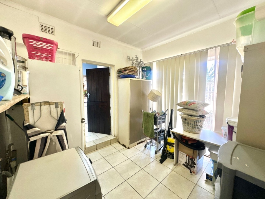 4 Bedroom Property for Sale in Verwoerdpark Gauteng