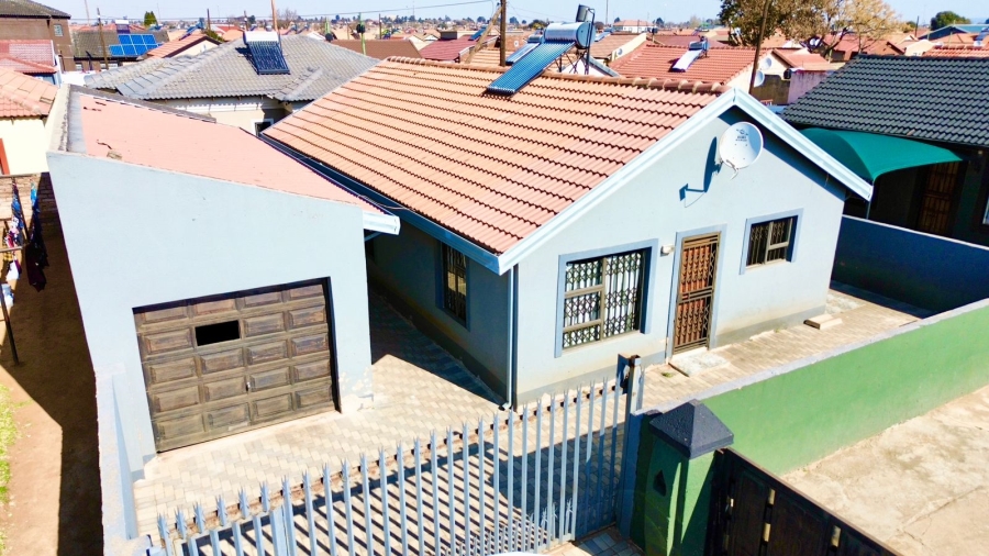 3 Bedroom Property for Sale in Othandweni Gauteng
