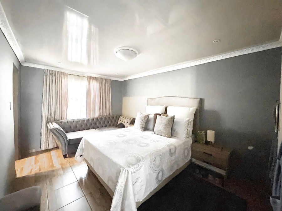 3 Bedroom Property for Sale in Othandweni Gauteng