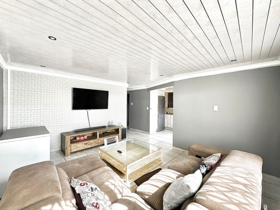 3 Bedroom Property for Sale in Othandweni Gauteng