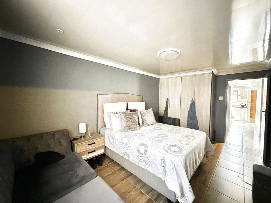 3 Bedroom Property for Sale in Othandweni Gauteng