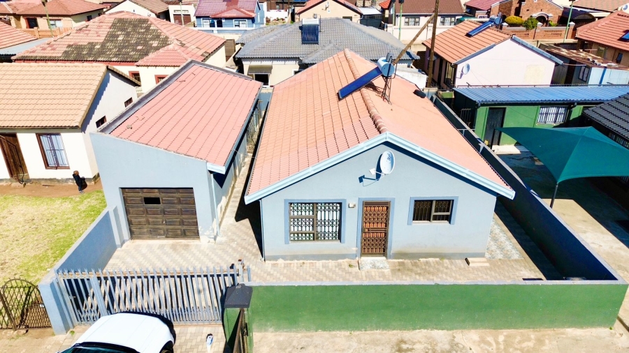 3 Bedroom Property for Sale in Othandweni Gauteng