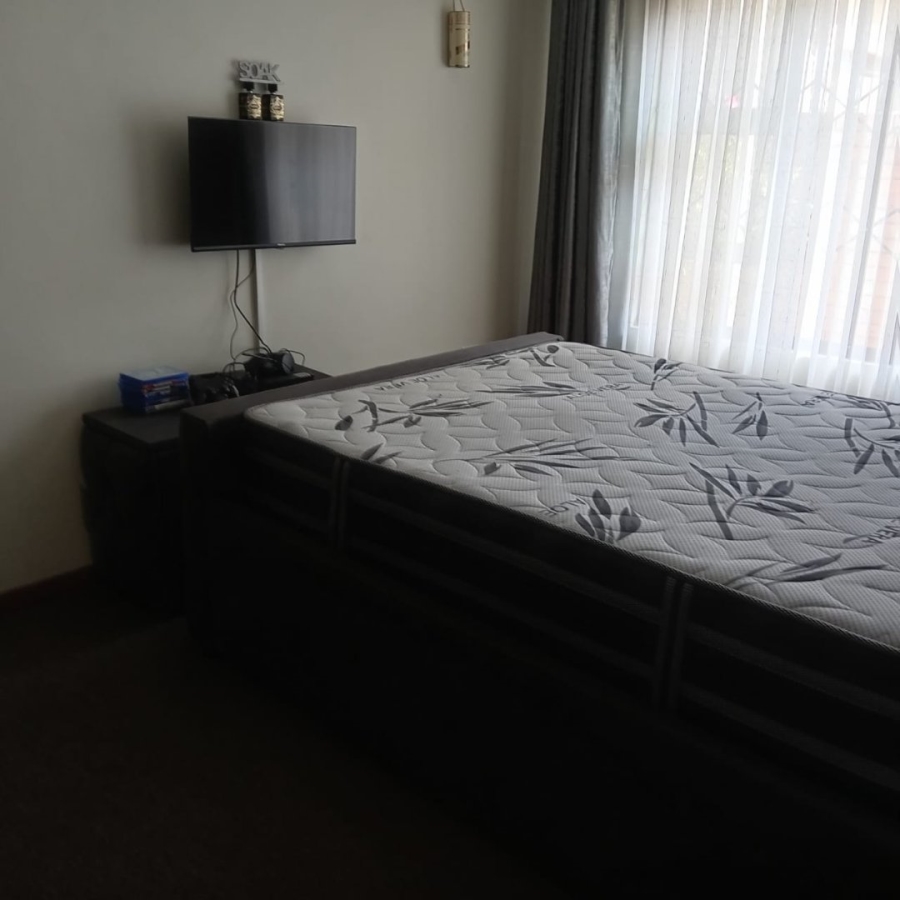To Let 4 Bedroom Property for Rent in Noordwyk Gauteng