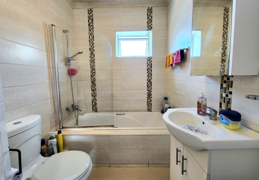 2 Bedroom Property for Sale in Winchester Hills Gauteng