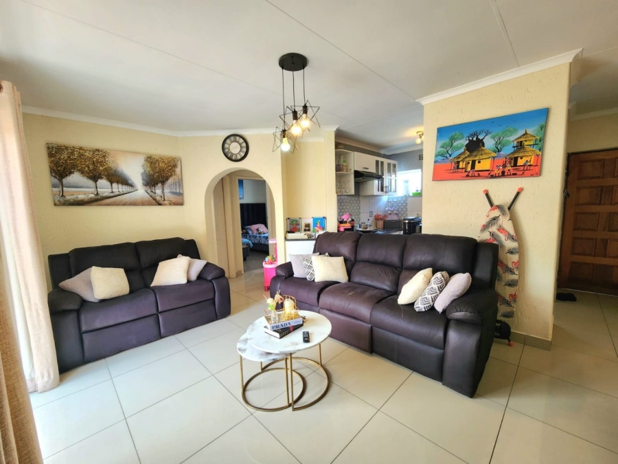2 Bedroom Property for Sale in Winchester Hills Gauteng