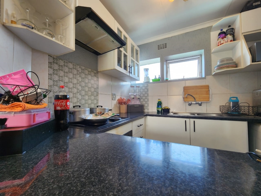 2 Bedroom Property for Sale in Winchester Hills Gauteng