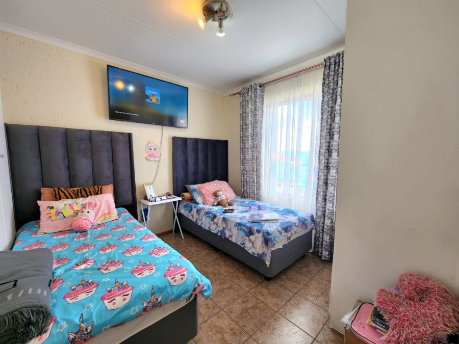 2 Bedroom Property for Sale in Winchester Hills Gauteng