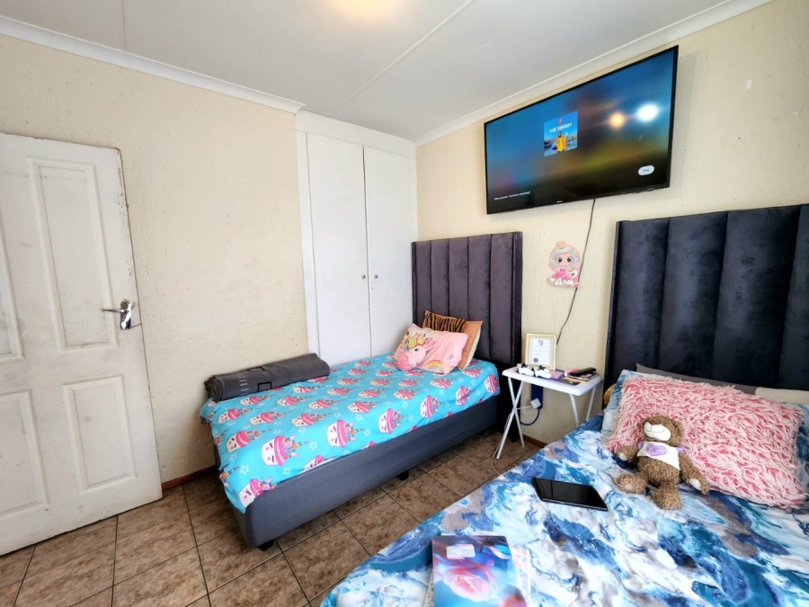 2 Bedroom Property for Sale in Winchester Hills Gauteng