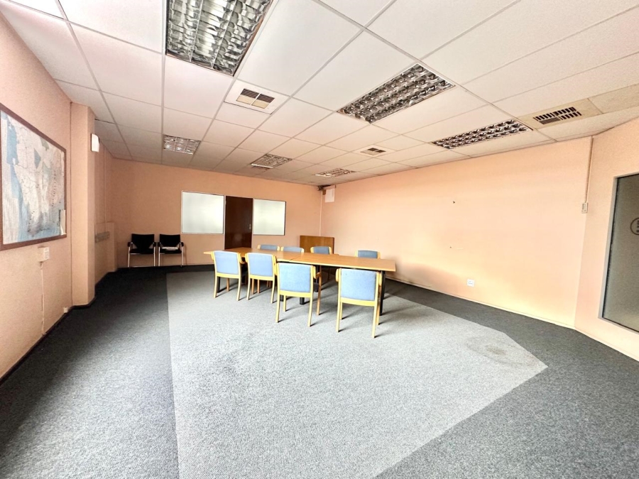  Bedroom Property for Sale in Robertsham Gauteng