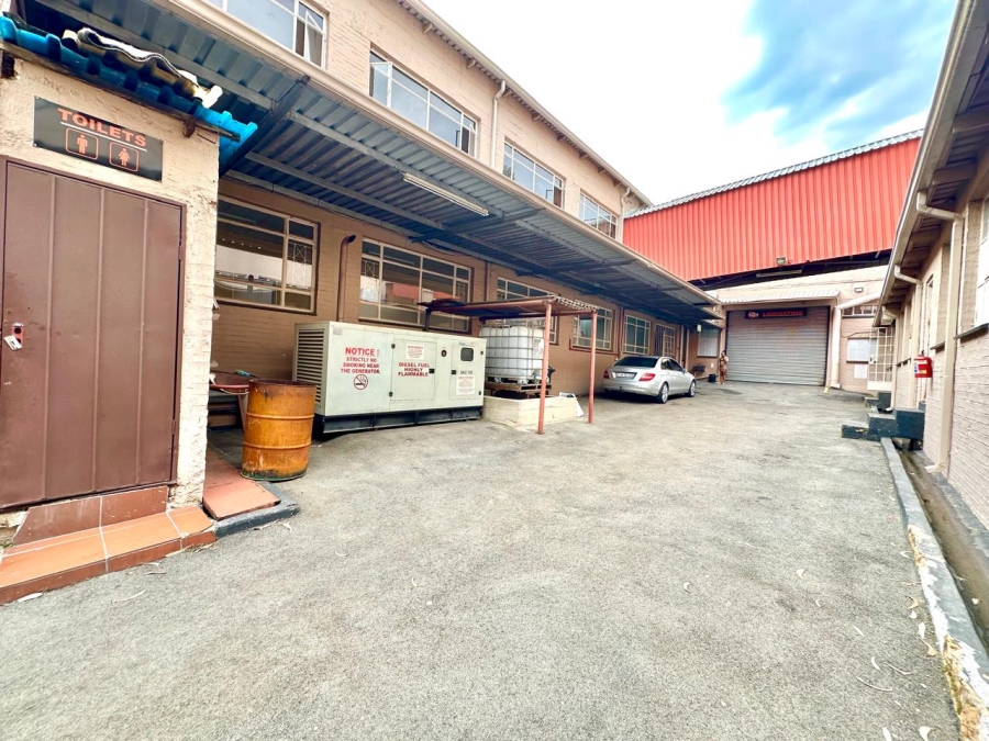  Bedroom Property for Sale in Robertsham Gauteng
