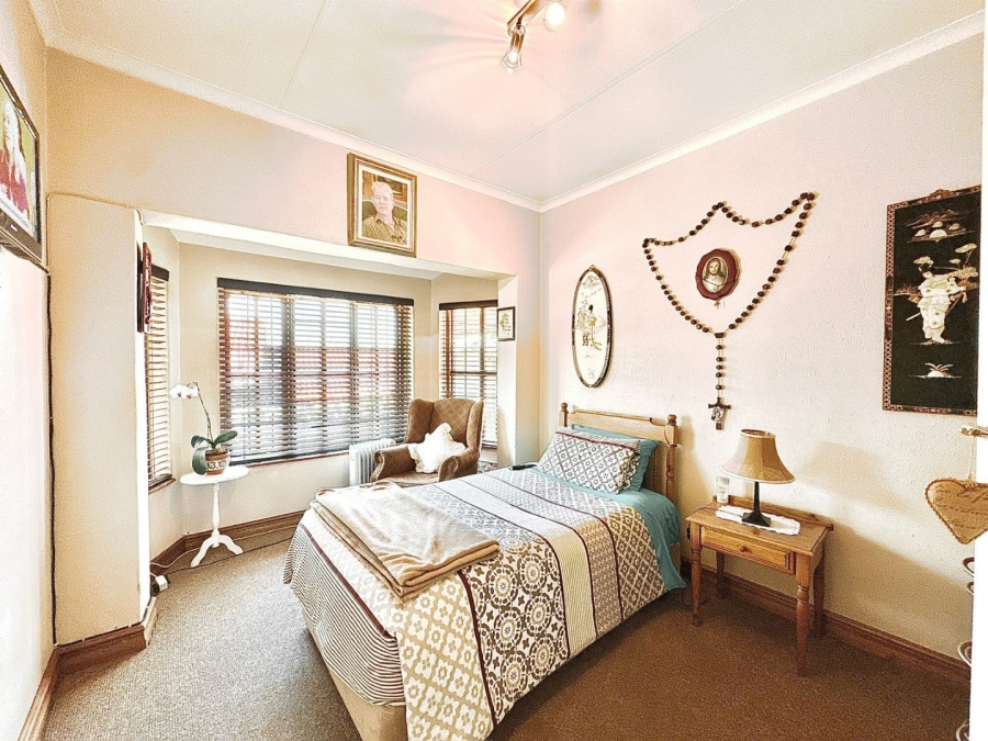 4 Bedroom Property for Sale in Oakdene Gauteng