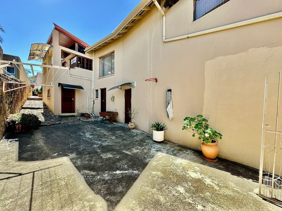 4 Bedroom Property for Sale in Oakdene Gauteng