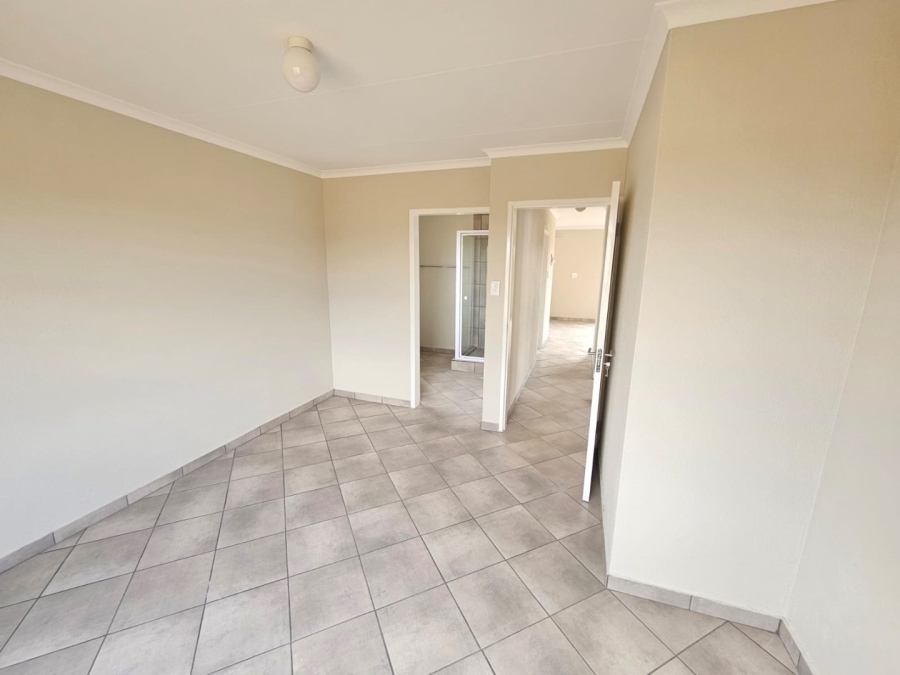  Bedroom Property for Sale in Westonaria Gauteng