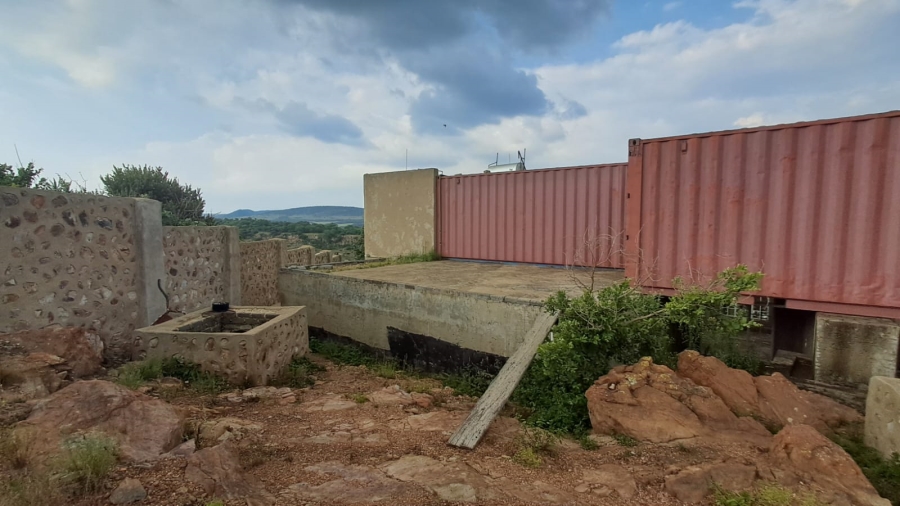  Bedroom Property for Sale in Vaaloewer Gauteng