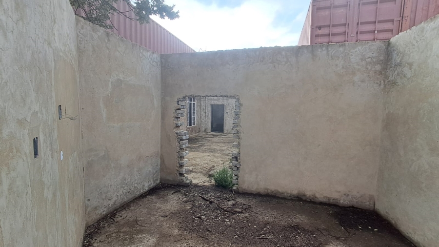 Bedroom Property for Sale in Vaaloewer Gauteng