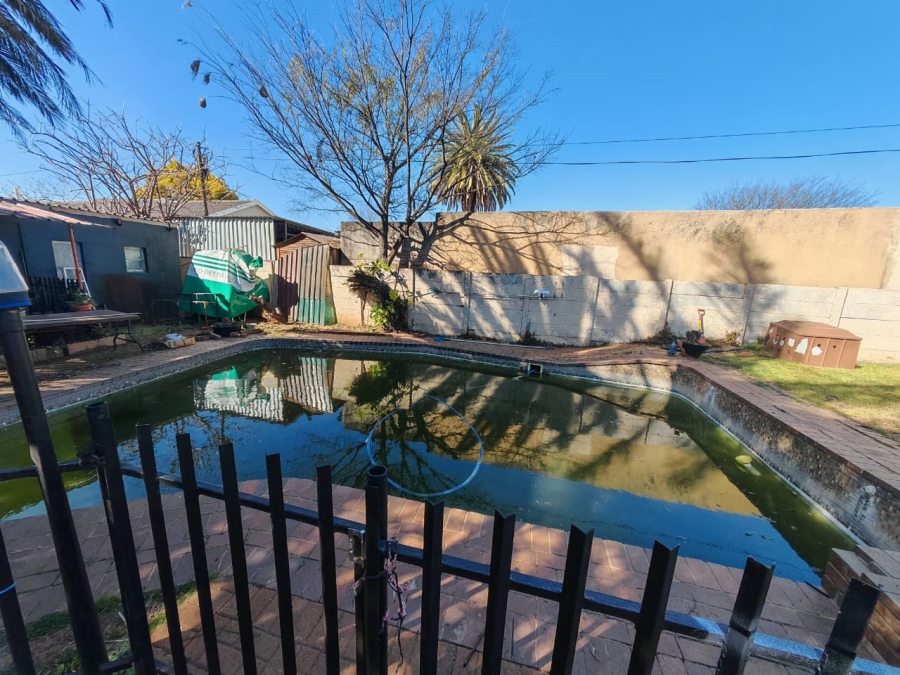 3 Bedroom Property for Sale in Brakpan Central Gauteng