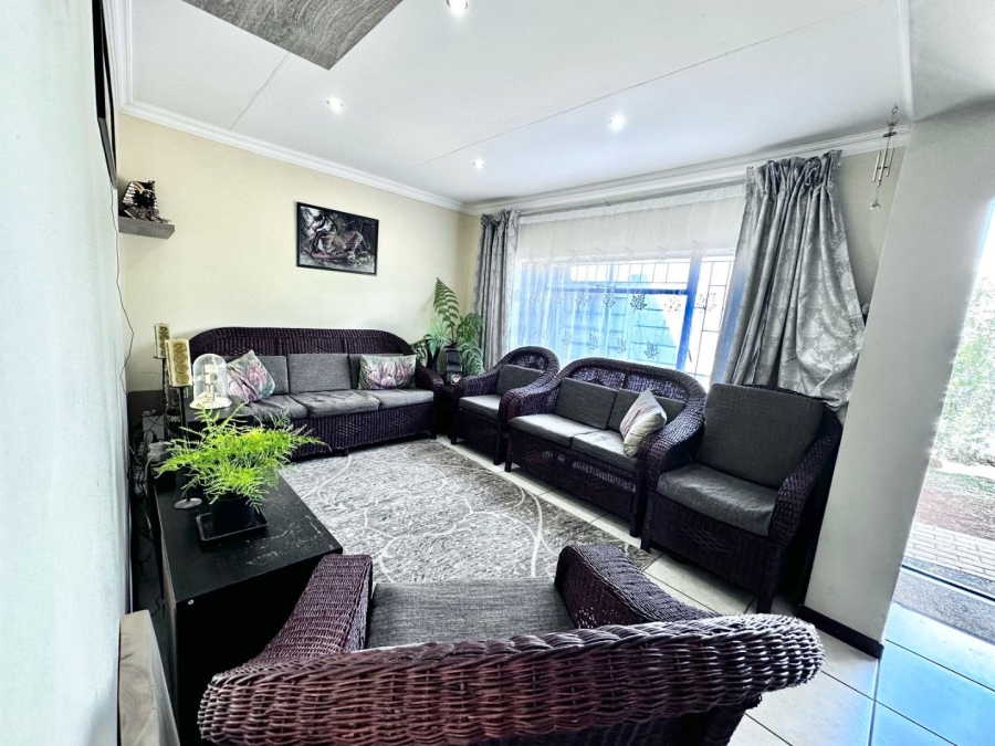 3 Bedroom Property for Sale in South Hills Gauteng