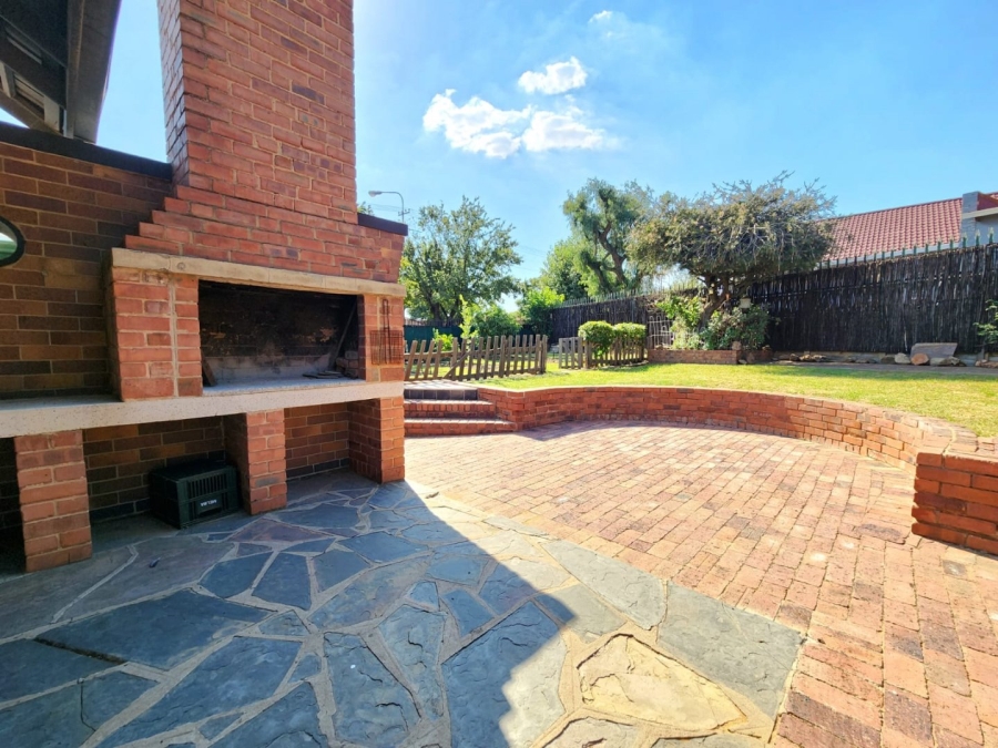 4 Bedroom Property for Sale in Lambton Gauteng