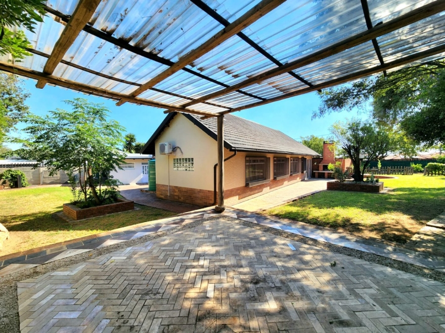 4 Bedroom Property for Sale in Lambton Gauteng