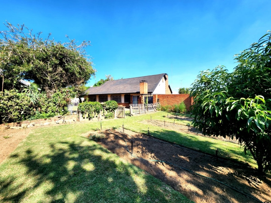 4 Bedroom Property for Sale in Lambton Gauteng