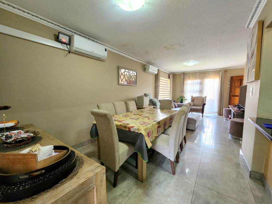 2 Bedroom Property for Sale in Ridgeway Gauteng