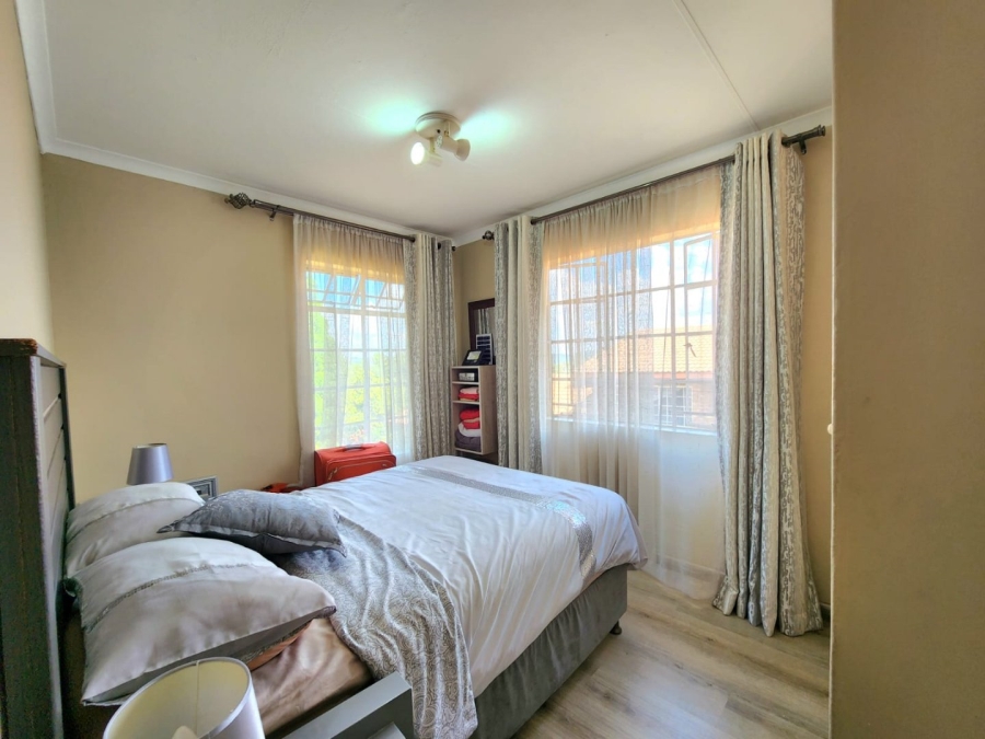 2 Bedroom Property for Sale in Ridgeway Gauteng