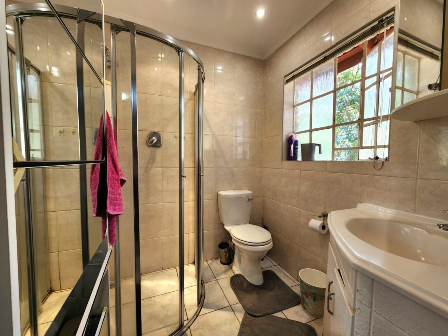 2 Bedroom Property for Sale in Ridgeway Gauteng