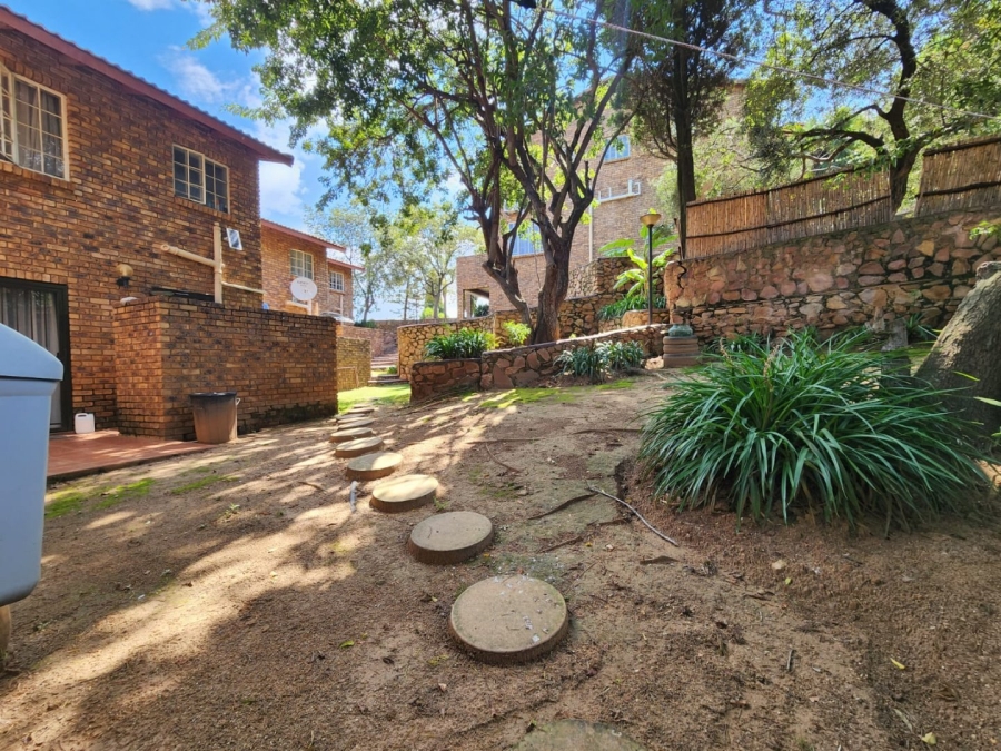 2 Bedroom Property for Sale in Ridgeway Gauteng